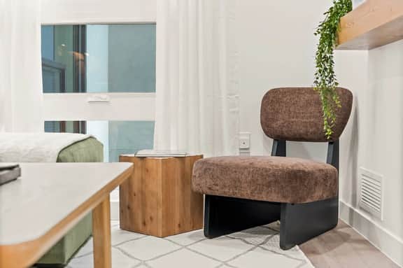 Modern Retreat - Views, Pool and Sauna - Image 5